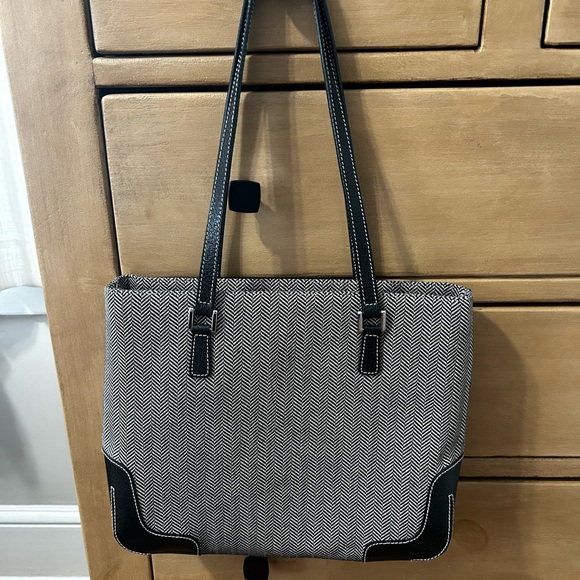 Vintage Lauren Ralph Lauren Black and Cream /white Patterned Tote - Picture 2 of 8